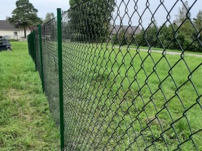 Забор из сетки рабицы в натяг 80 метров фото в Лысково
