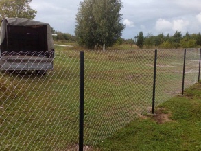 Забор из сетки рабицы в натяг 12 метров фото в Лысково